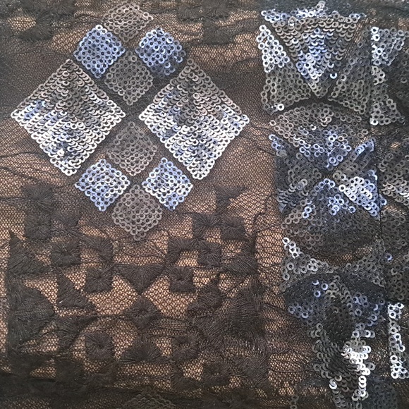 BCBGMAXAZRIA 'Samara' Sequin Lace Sheath Dress 12 - Picture 6 of 13